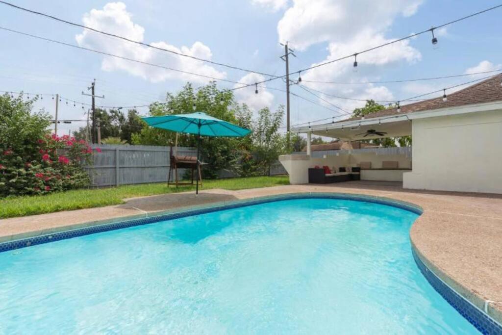 Mcallen 4Br With Pool, Shopping & More Exterior foto